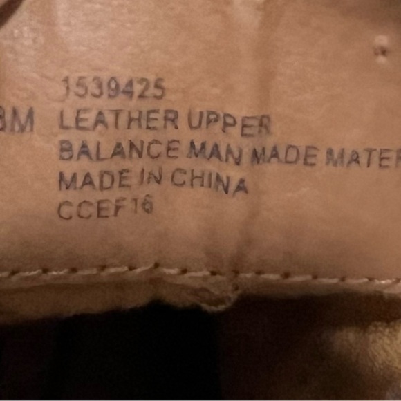 Sofft western fringe Tamala Tassel Ankle Boots 8 - Picture 3 of 11